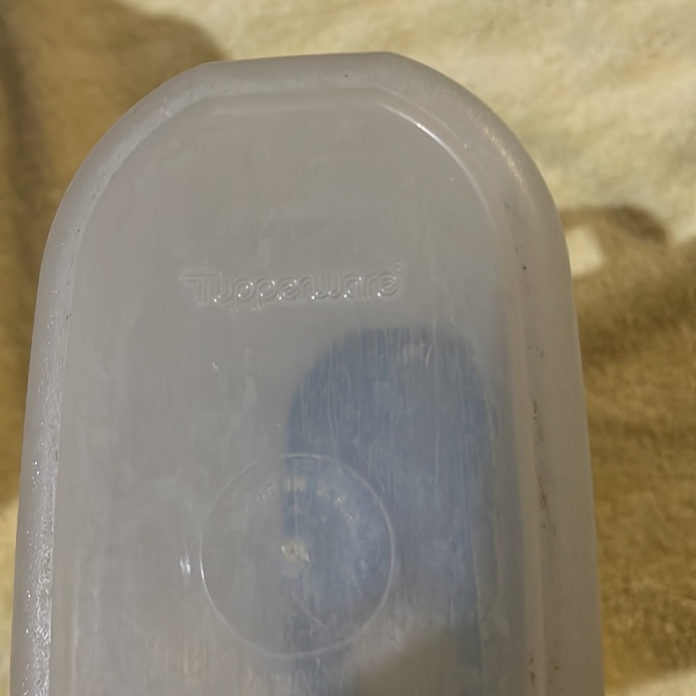 Tupperware - Picture 5 of 8